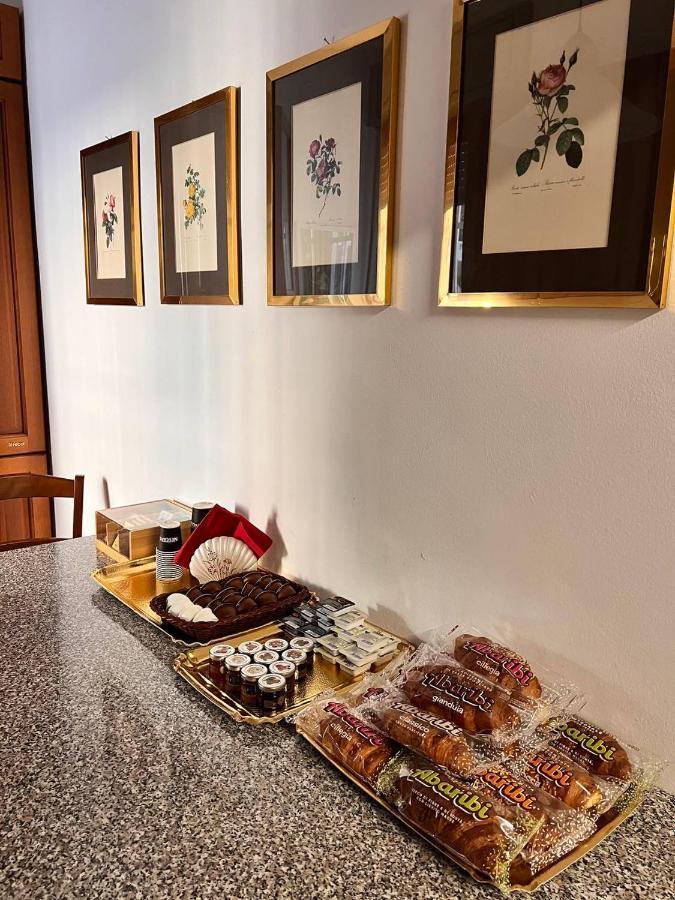 Casa Radiosa Varese Rooms Dış mekan fotoğraf